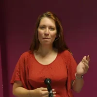 08_Caroline_p